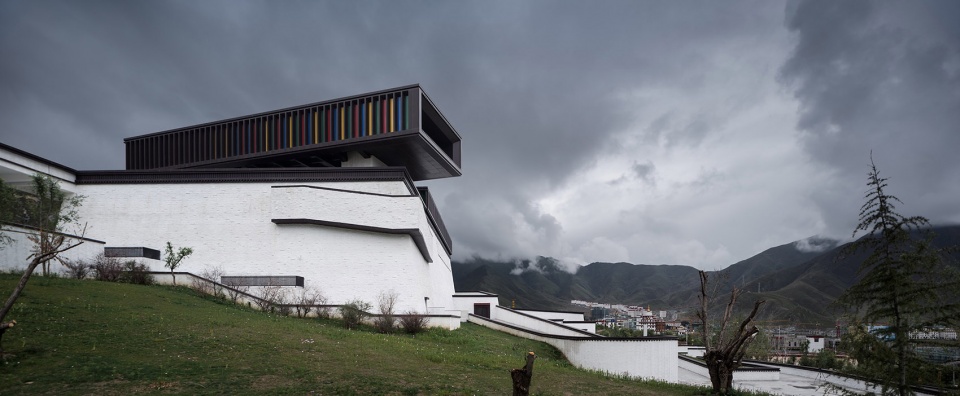 tibet intangible cultural heritage museum by shenzhen huahui design co ltd