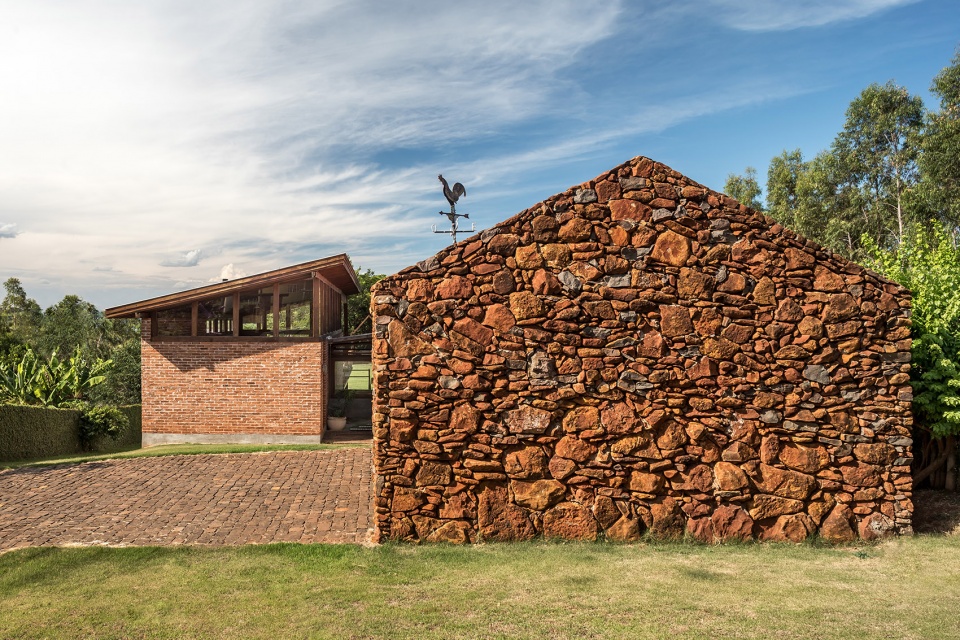 lake house by solo arquitetos