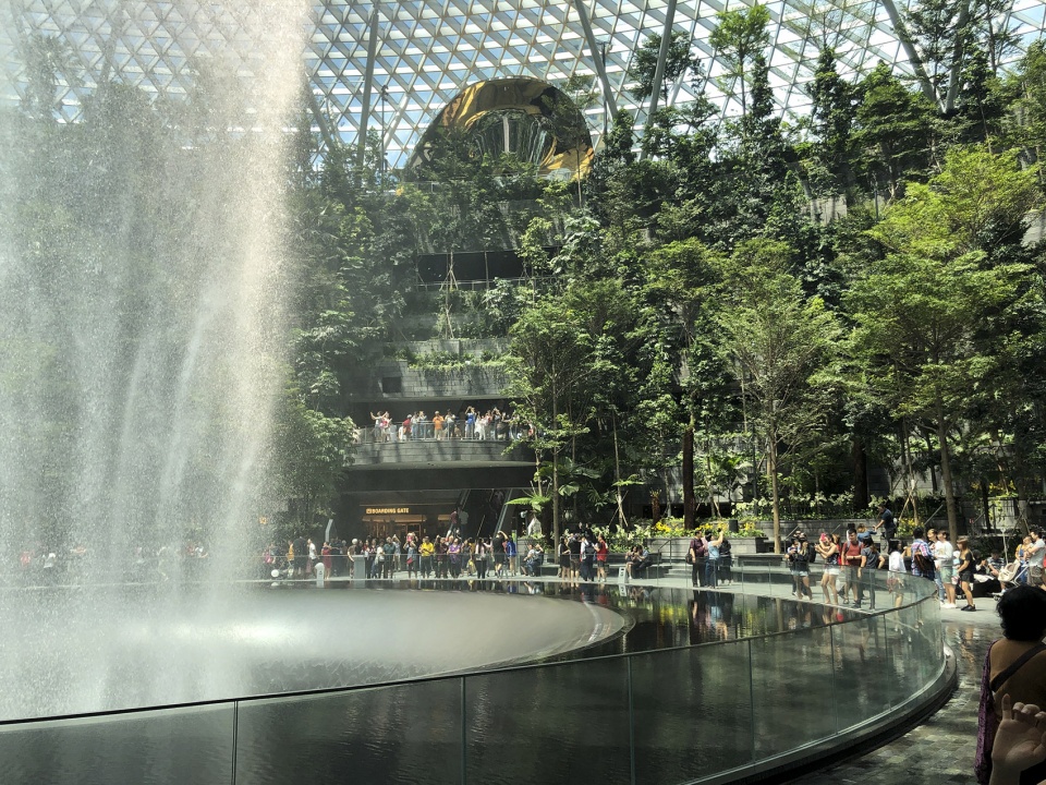 jewel changi airport by safdie architects