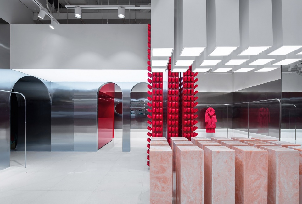 bizarre girls closet in chongqing china by joy season studio