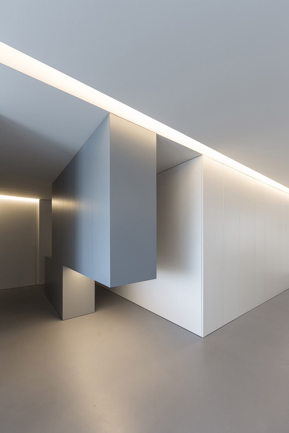 the fourth room by fran silvestre arquitectos