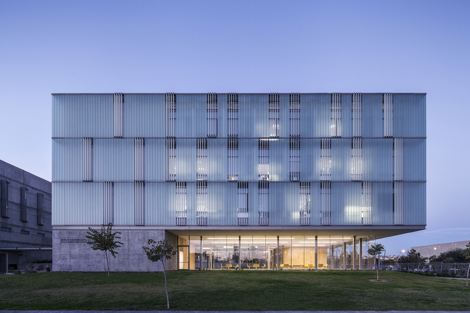 the national institute for biotechnology in the negev ben gurion universit by chyutin architects