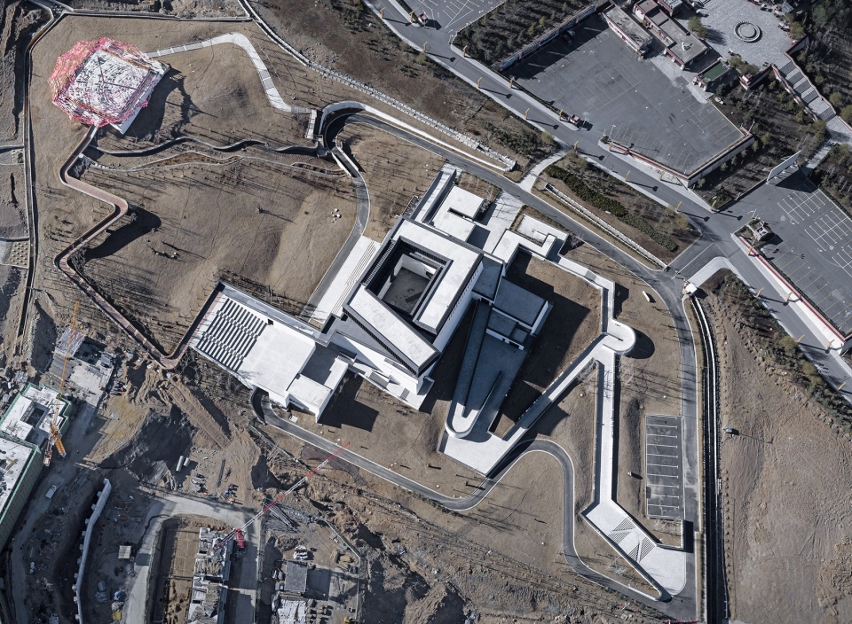 tibet intangible cultural heritage museum by shenzhen huahui design co ltd