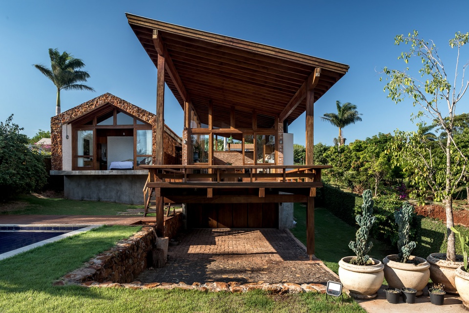 lake house by solo arquitetos