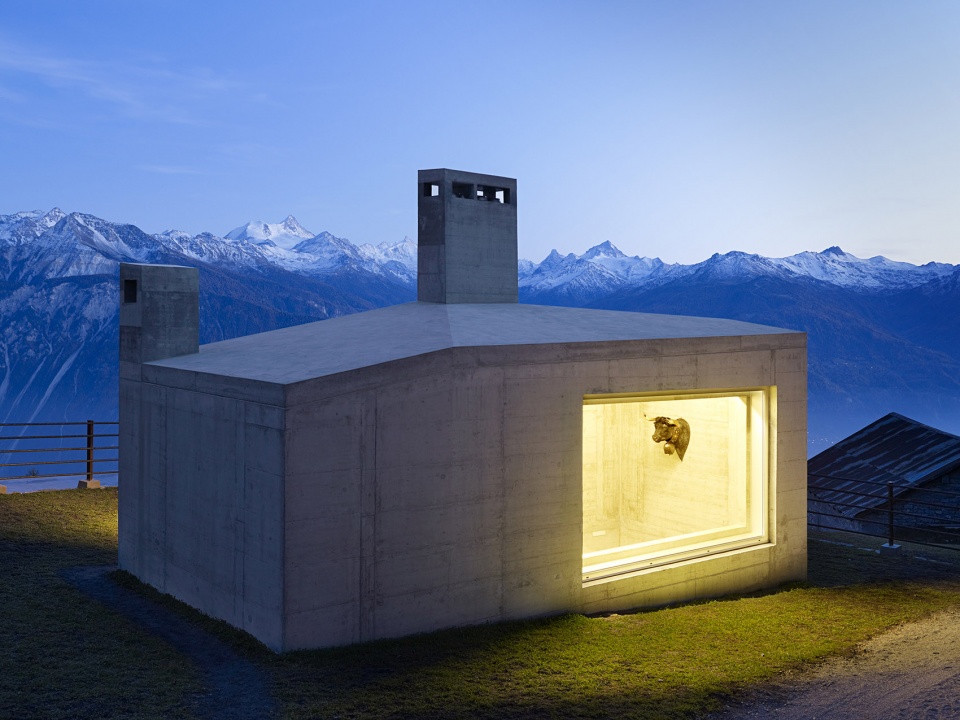 reception and restaurant center by frundgallina