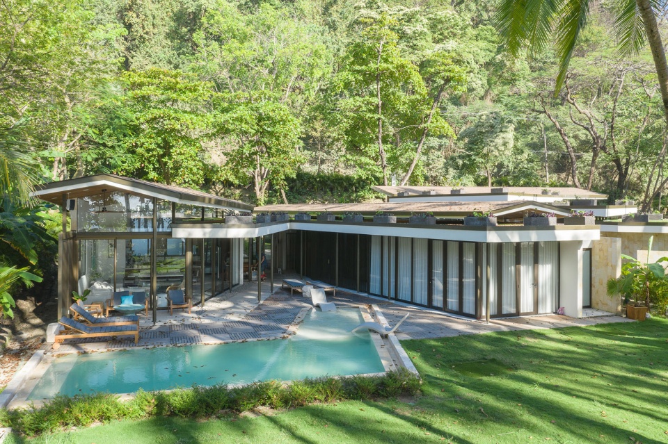 beach front gardens casas sare caracali by laboratory sustaining design