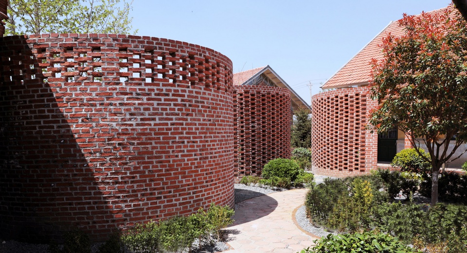 reconstruction of 1971 research camp in rizhao china by dake architectural design