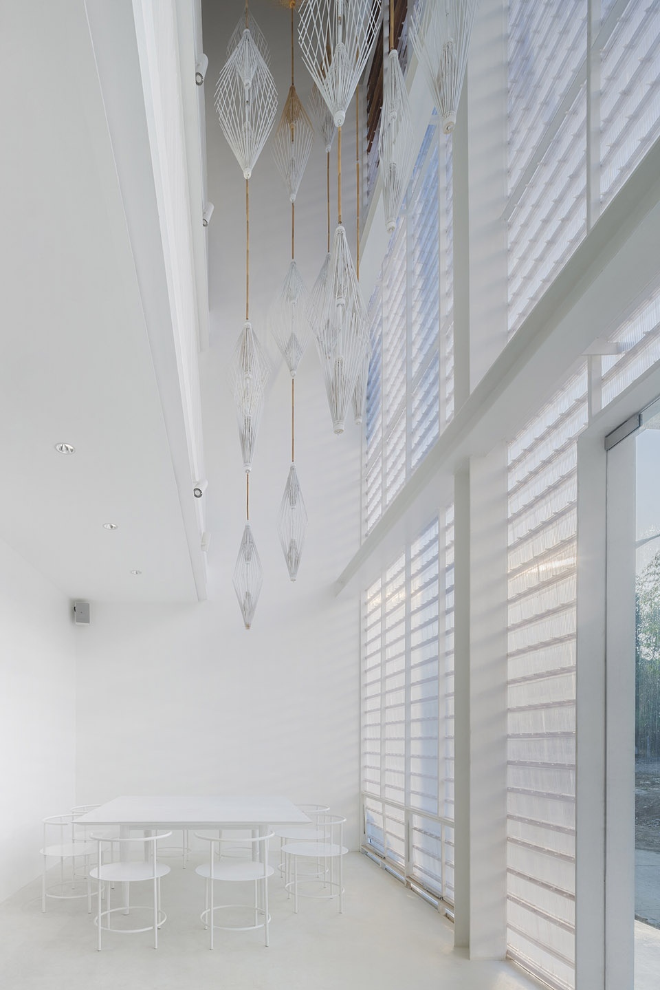 little shelter hotel by department of architectur