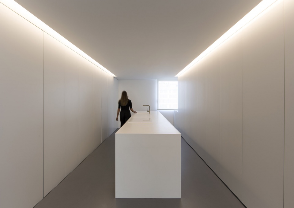 the fourth room by fran silvestre arquitectos