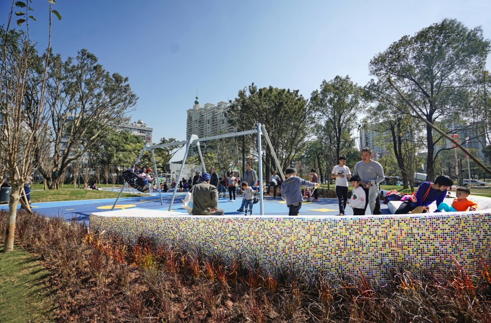 four square park china by elandscript studio