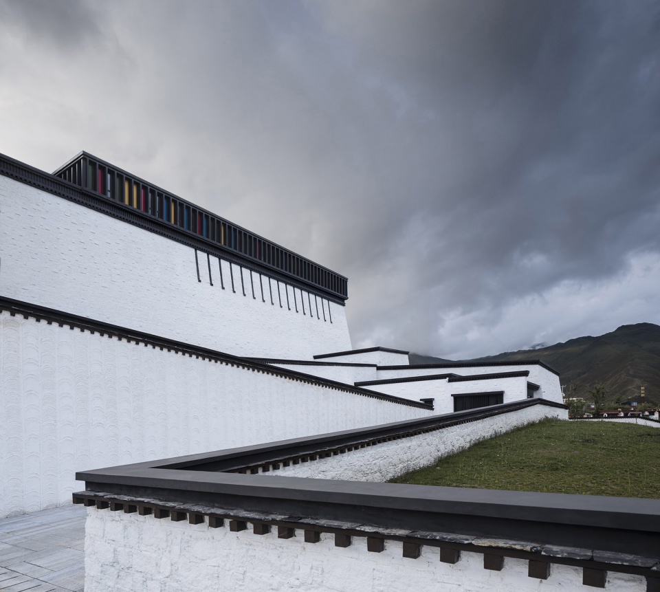 tibet intangible cultural heritage museum by shenzhen huahui design co ltd