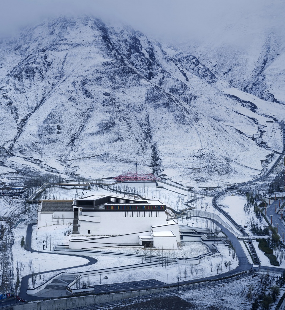 tibet intangible cultural heritage museum by shenzhen huahui design co ltd