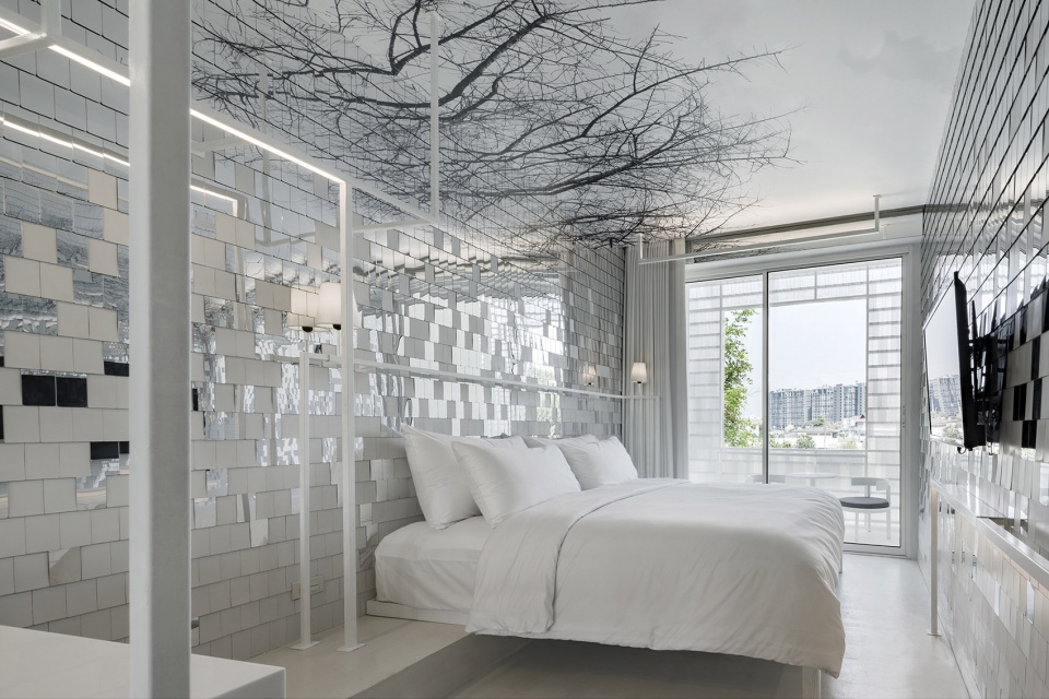 little shelter hotel by department of architectur