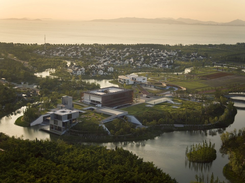Suzhou Intangible Cultural Heritage Museum by Vector Architects 960x719