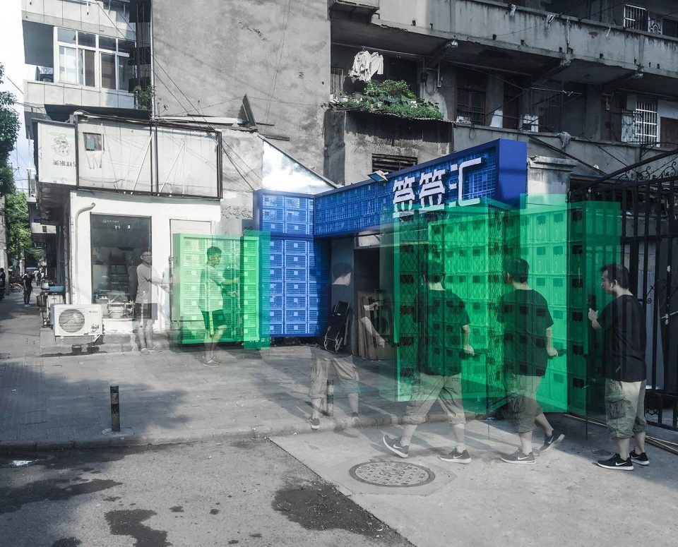 Improvisational roadside stall business China by Qing wei Studio 960x775 1