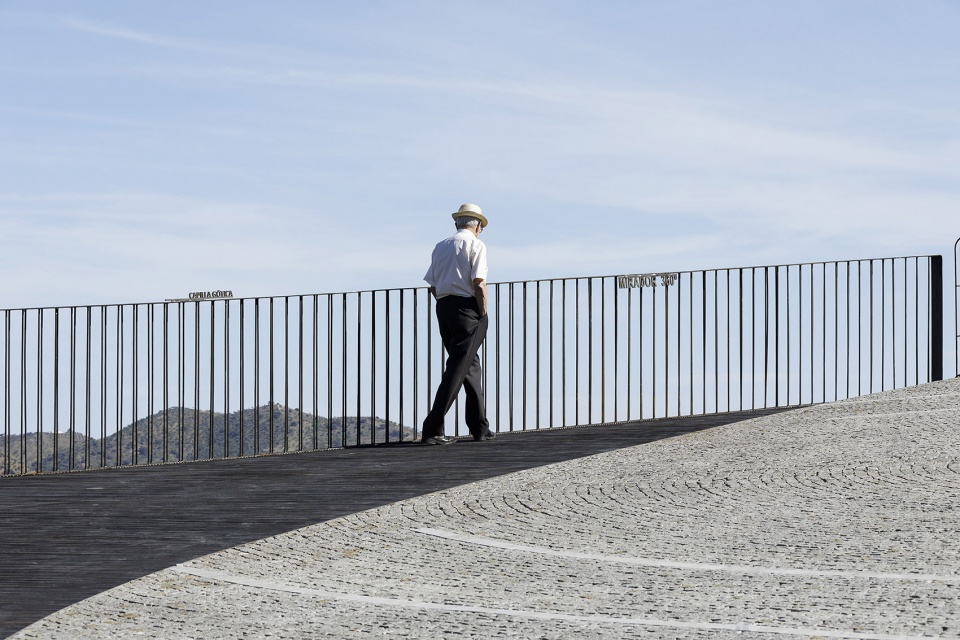 mirador 360o by waterscales arquitectos