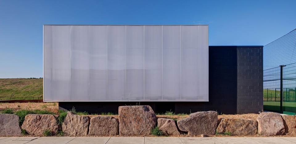 soccer5s dandenong by plus architecture
