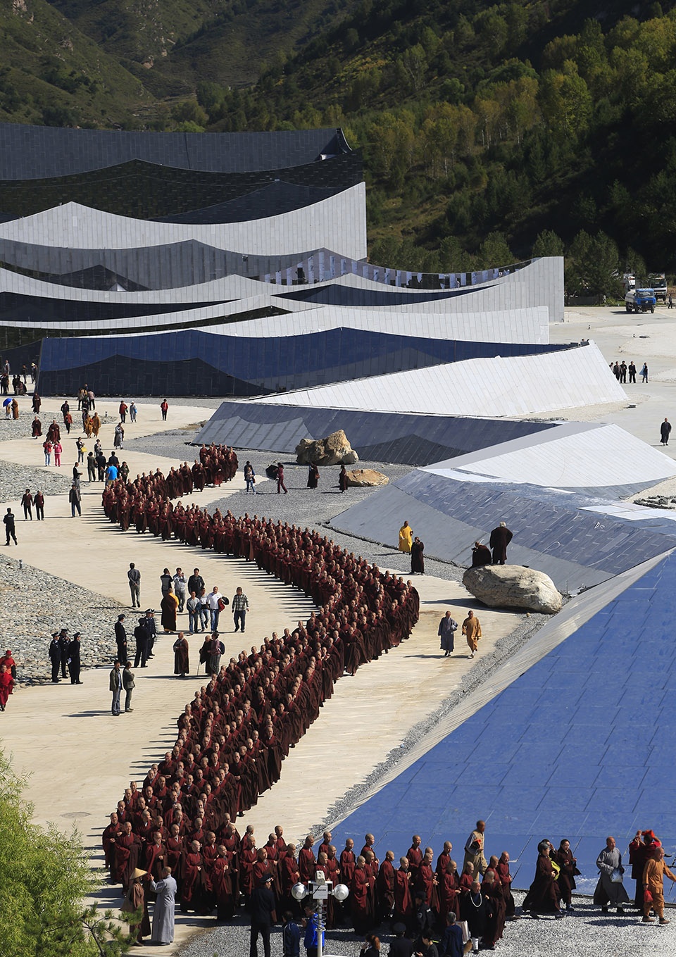 encore mount wutai theater china by biad zxd architects