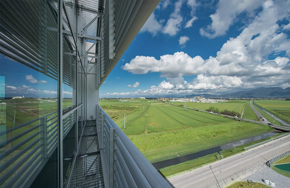 forti holding spa hq and office building by atiproject