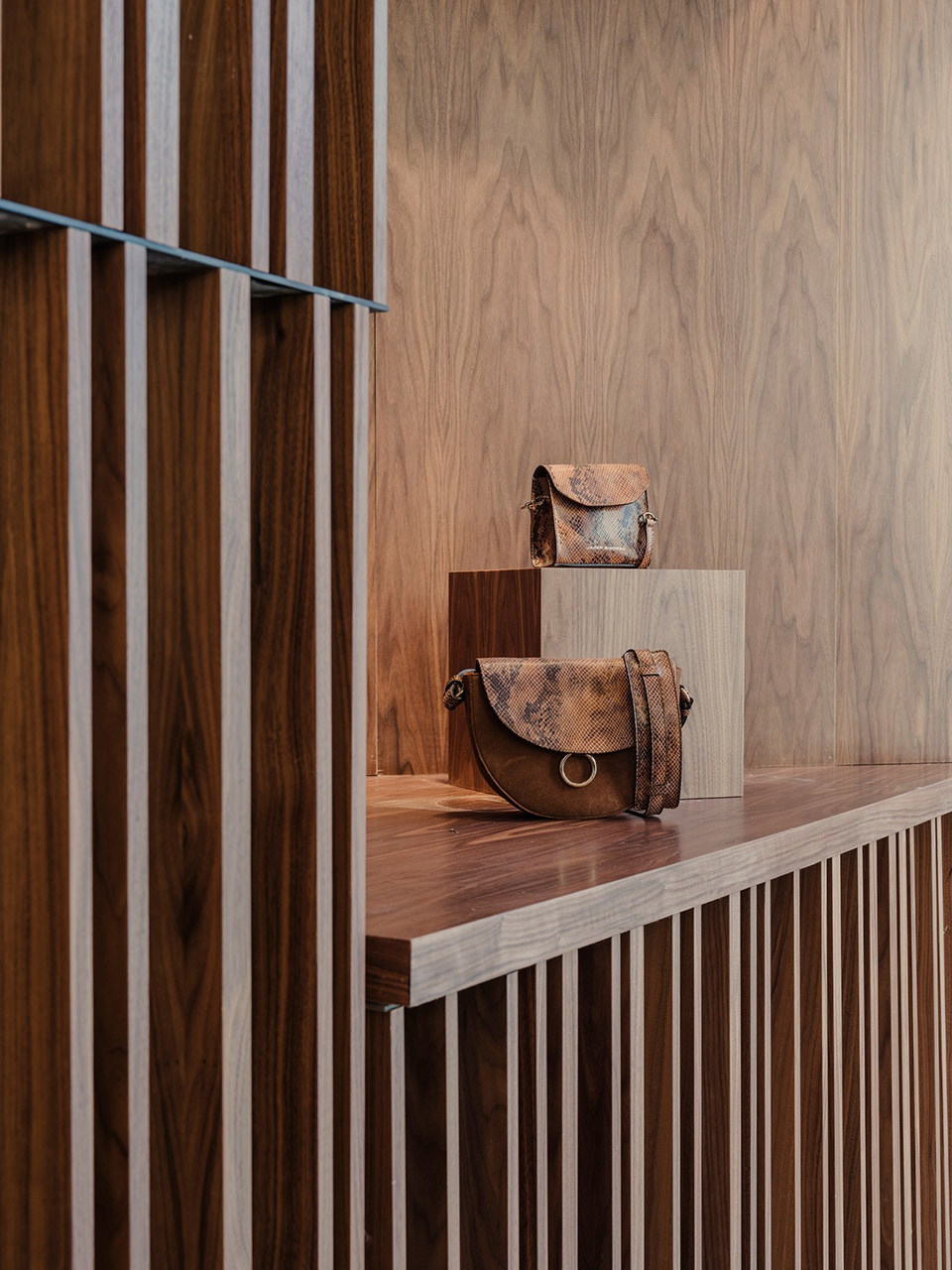 javier simorra flagship store by mesura