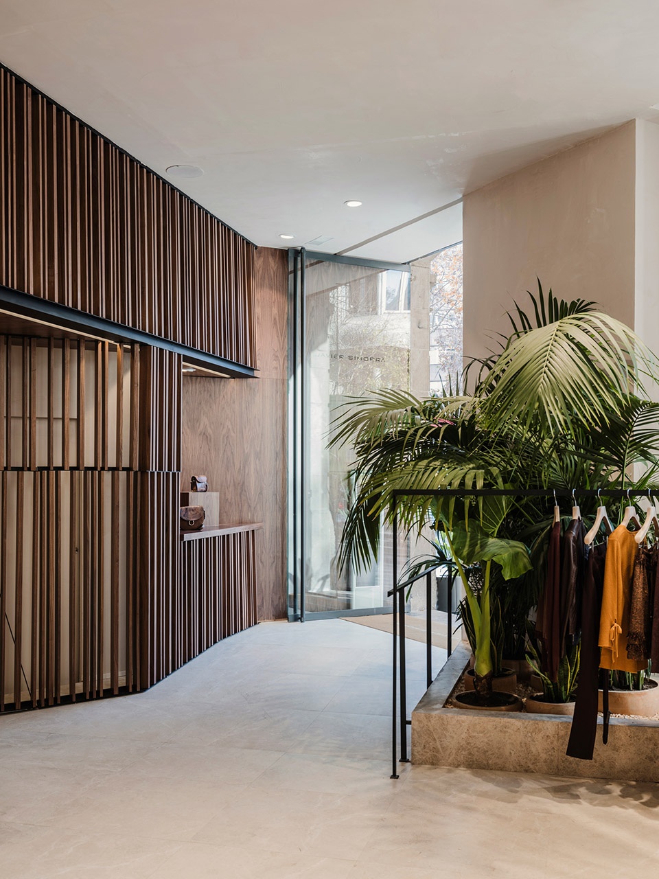 javier simorra flagship store by mesura