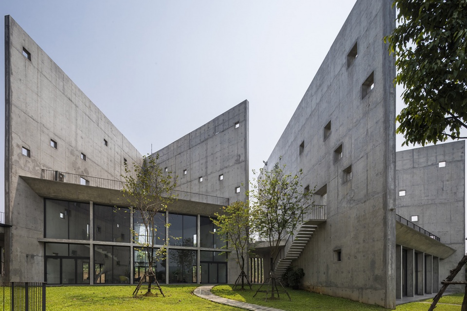 viettel offsite studio by vtn architects