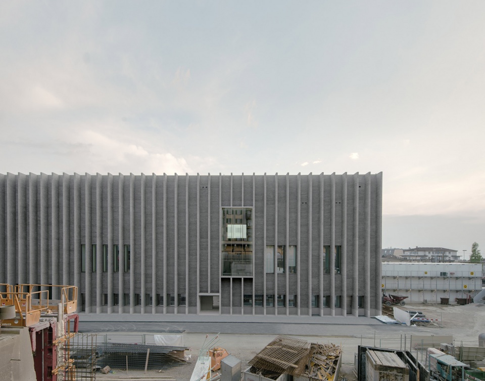 mcba musee cantonal des beaux arts by barozzi veiga