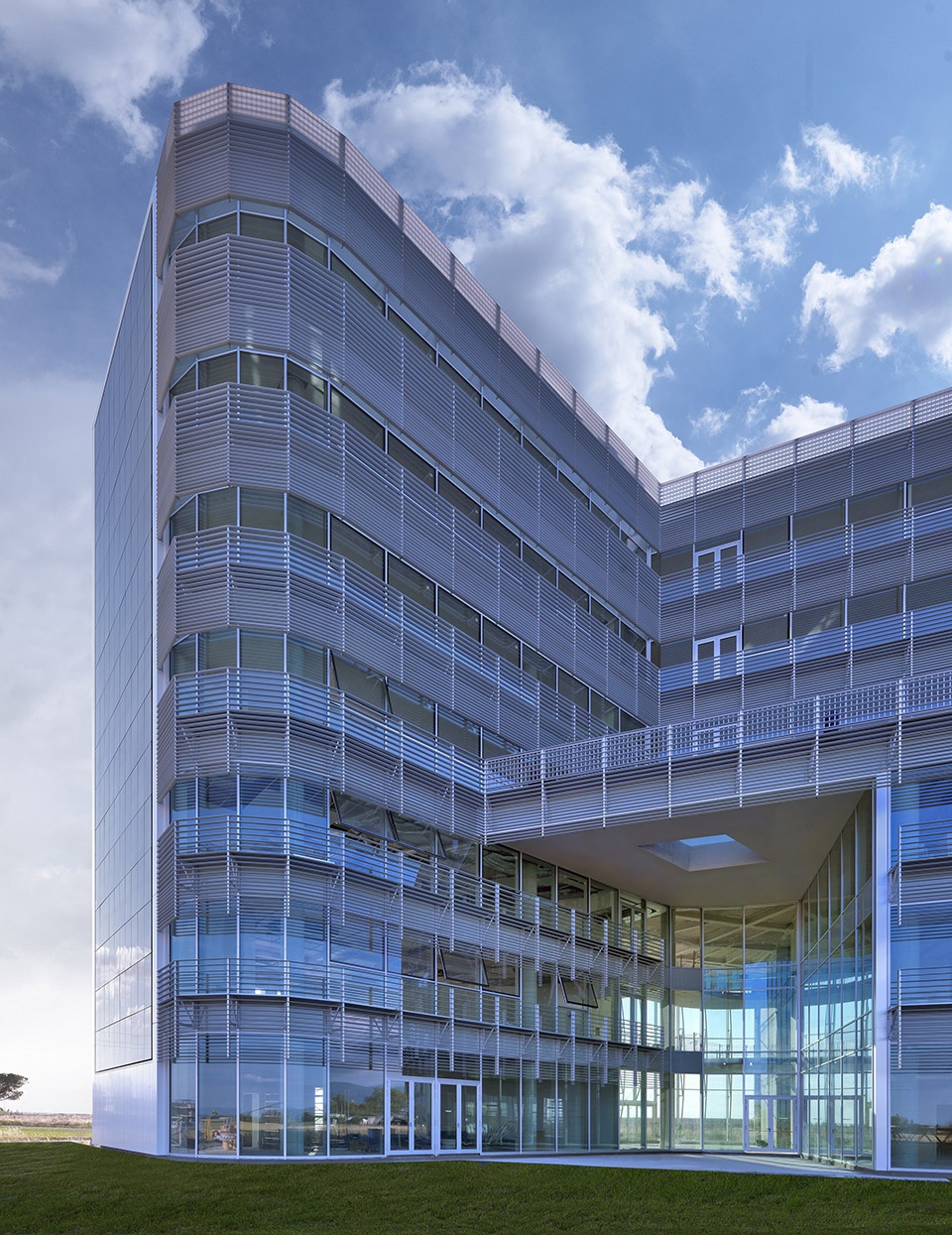 forti holding spa hq and office building by atiproject