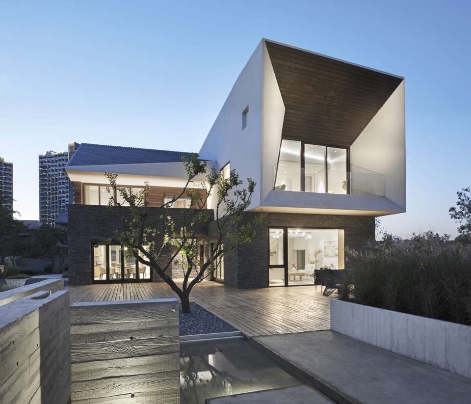 house t in qinhuangdao china by meta project