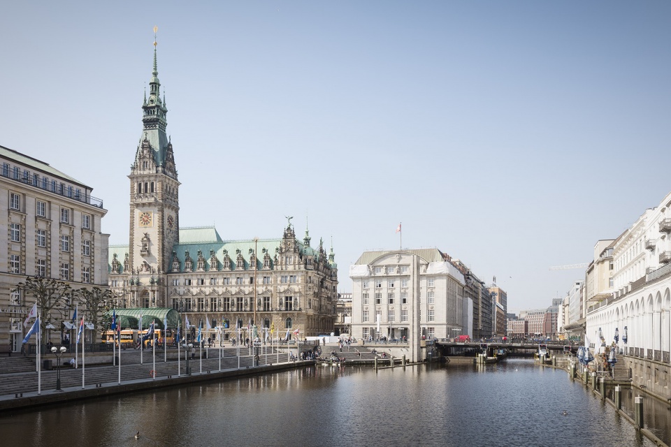 new spaces for art opening of the bucerius kunst forum in hamburg by gmp