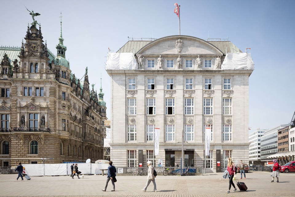 new spaces for art opening of the bucerius kunst forum in hamburg by gmp