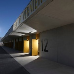 Vernier运动场更衣室扩建，日内瓦 / STENDARDO MENNINGEN ARCHITECTES