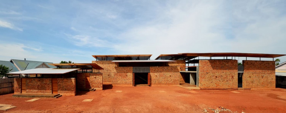 au dormitory by terrain architects