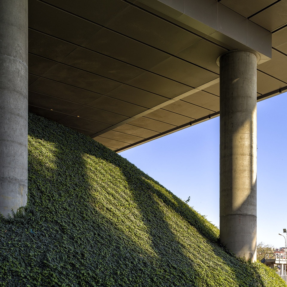 garanti bank by era architects