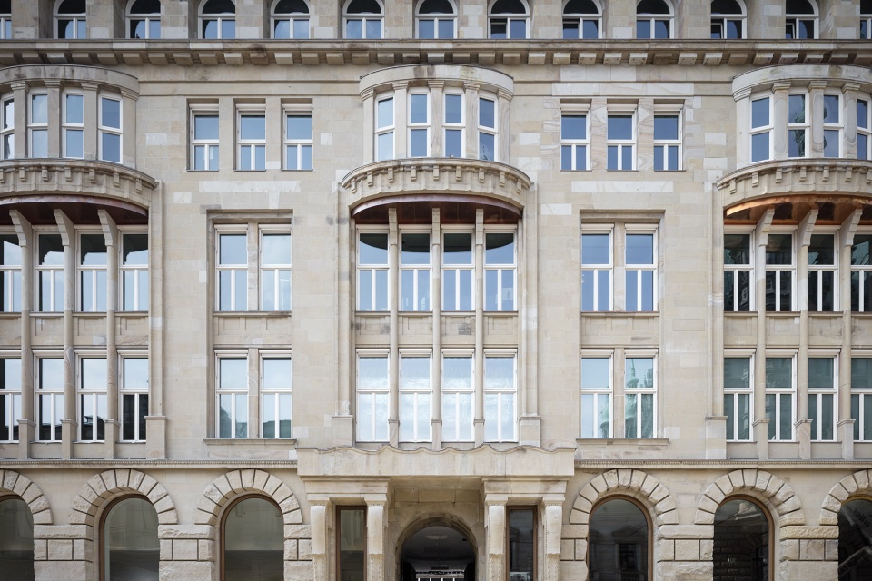 new spaces for art opening of the bucerius kunst forum in hamburg by gmp