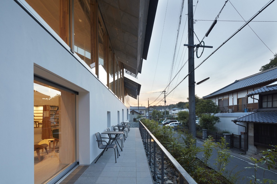 taketa municipal library by takao shiotsuka atelier
