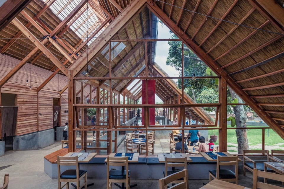 yamasen japanese restaurant by terrain architects