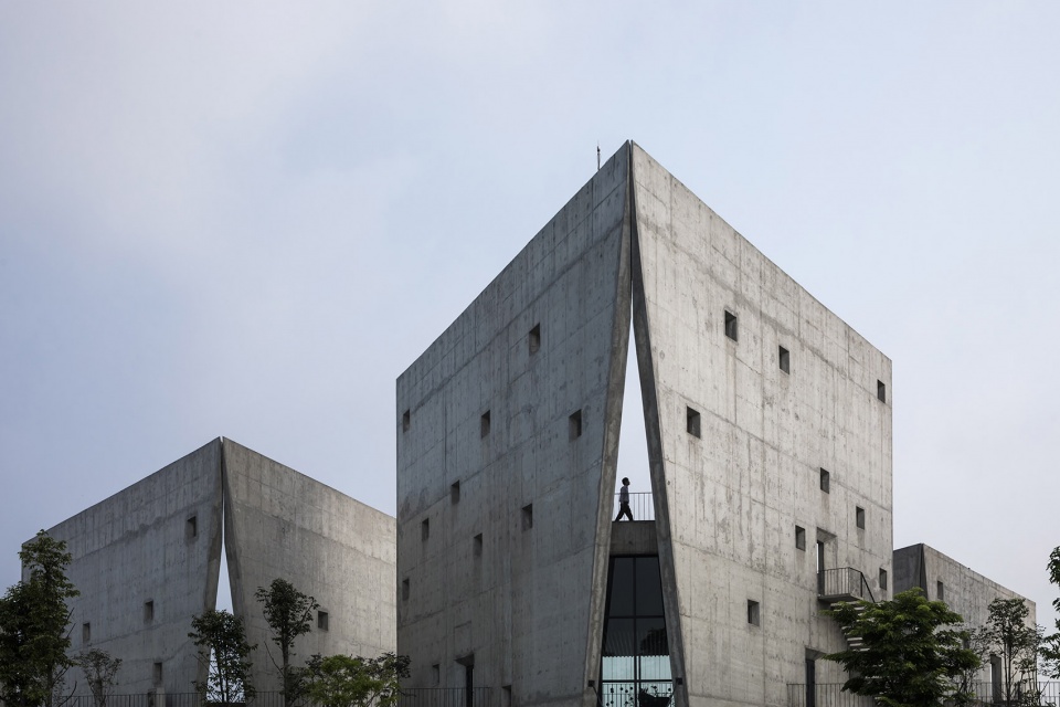 viettel offsite studio by vtn architects