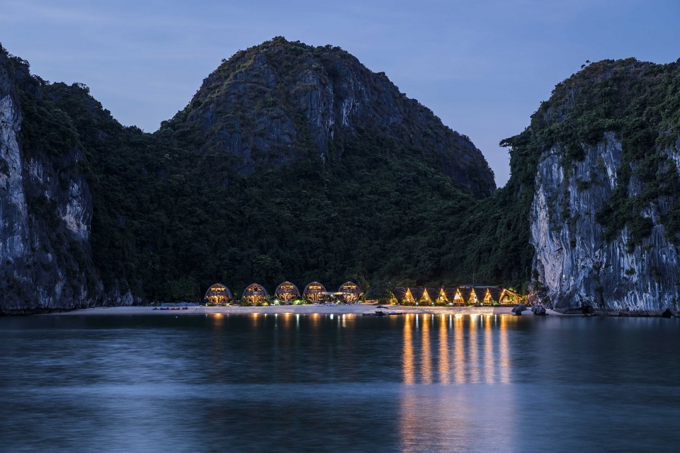 castaway island resort by
