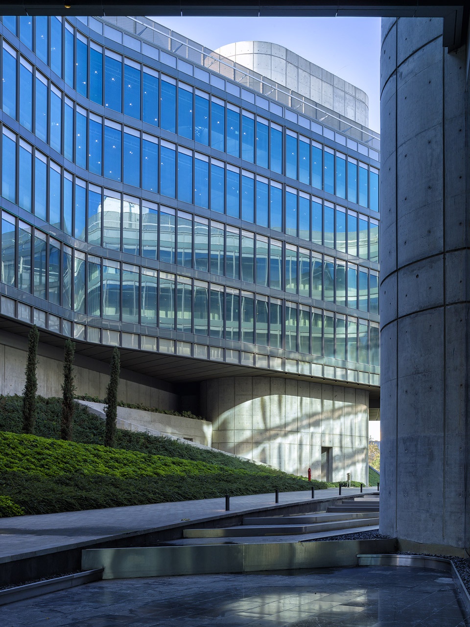 garanti bank by era architects