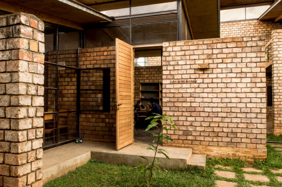 au dormitory by terrain architects