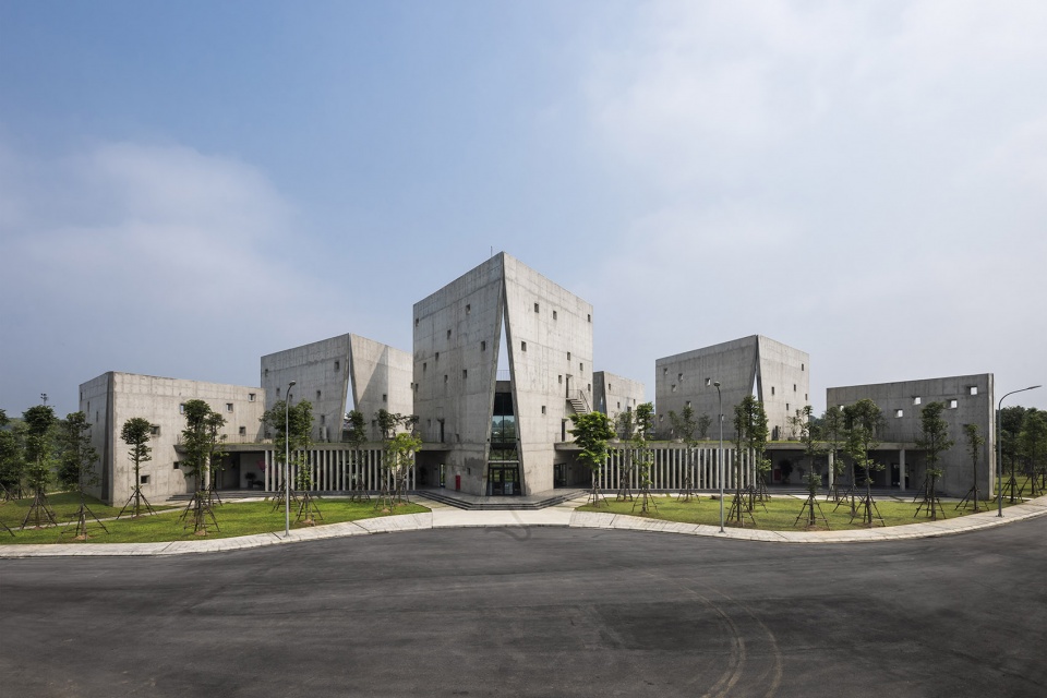 viettel offsite studio by vtn architects