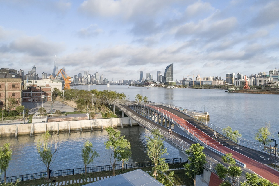 yangjing canal pedestrian bridge china by atelier liu yuyang architects 1