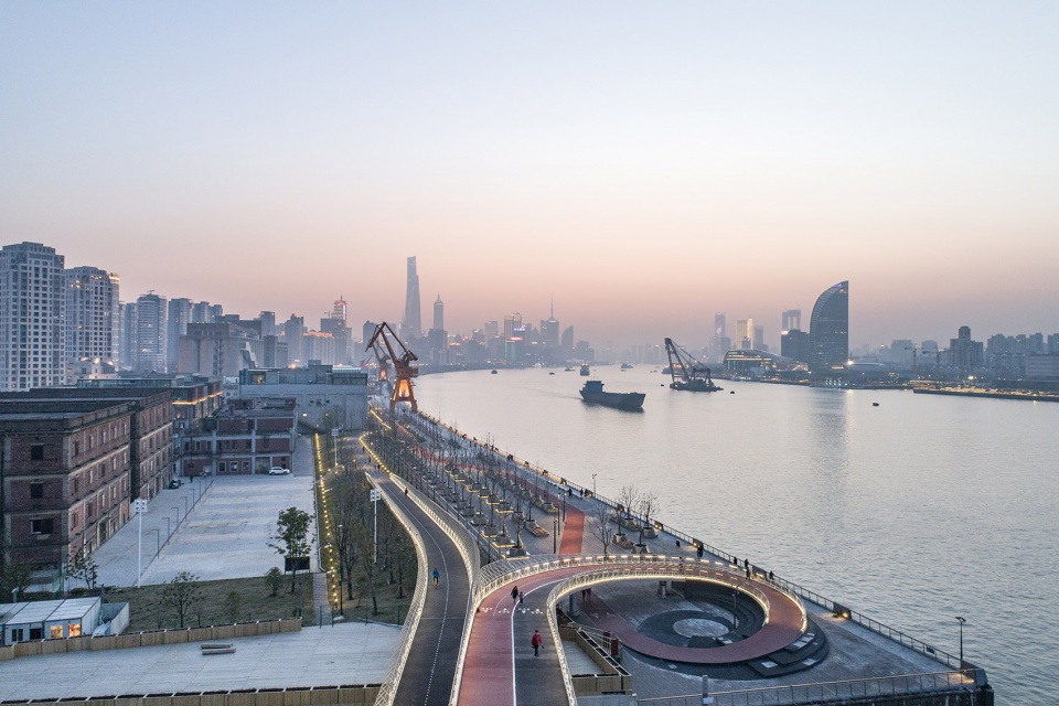yangjing canal pedestrian bridge china by atelier liu yuyang architects