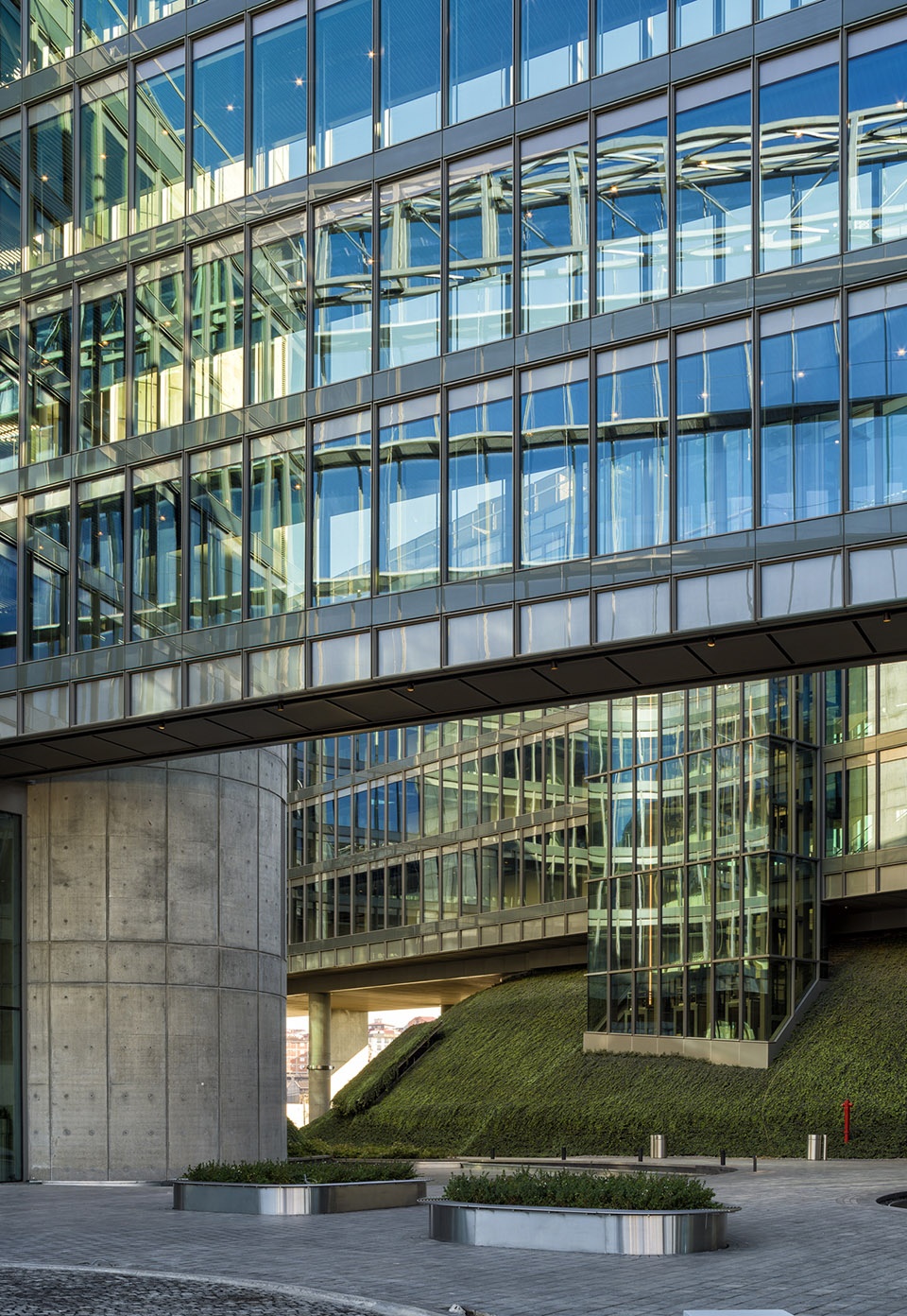 garanti bank by era architects