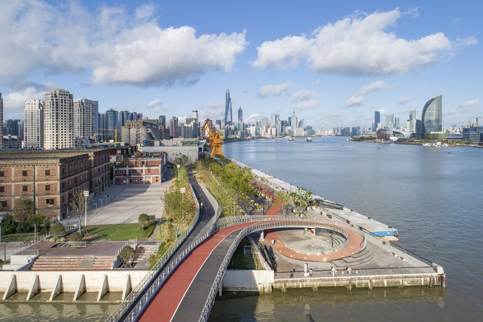 yangjing canal pedestrian bridge china by atelier liu yuyang architects