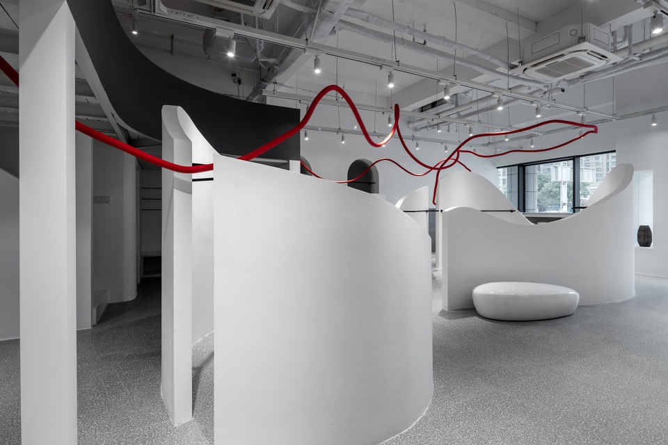 showni by u guide space design atelier