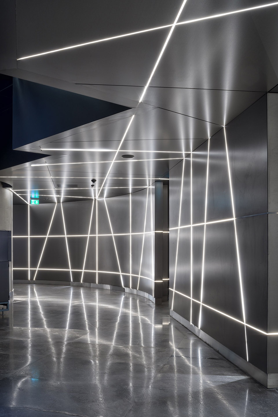 garanti bank by era architects
