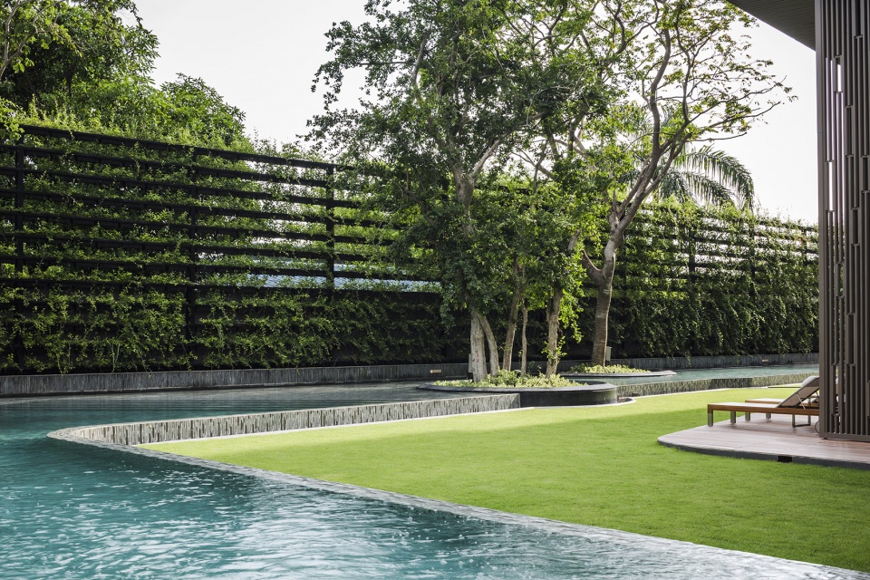 baan plai haad by trop terrains open space