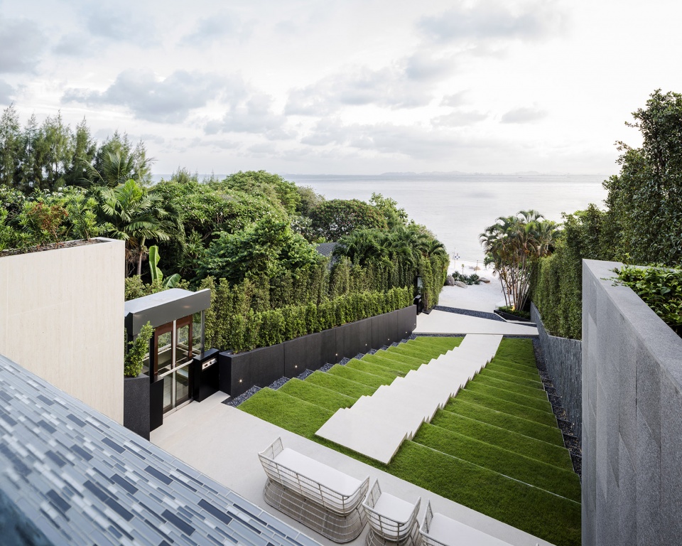 baan plai haad by trop terrains open space